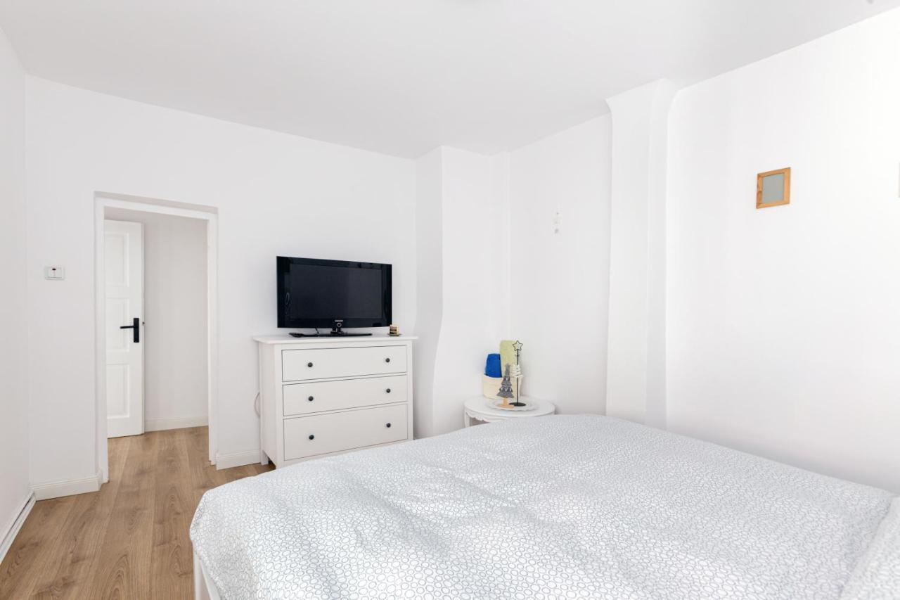 Apartament Agnes Brasov Exterior photo